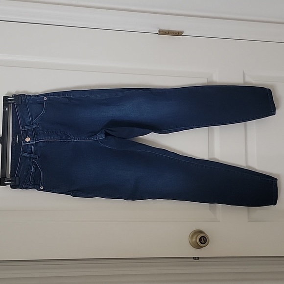 Express, Curvy Skinny, Size 2R, High-Waisted Jeans, Dark Wash, EUC - Picture 9 of 12